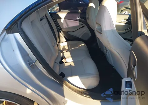 2019 Mercedes-Benz Cla 250 z USA, uszkodzony, nr VIN WDDSJ4EB4KN702390